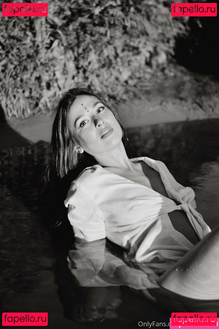 alina.shines / alinashine Onlyfans Photo Gallery 