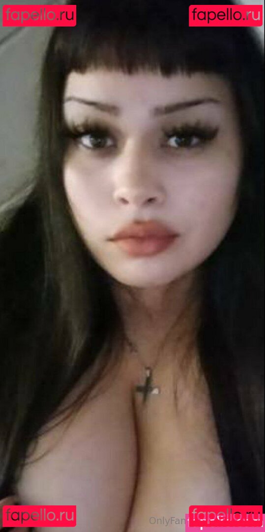 mileiafox / millifox Onlyfans Photo Gallery 