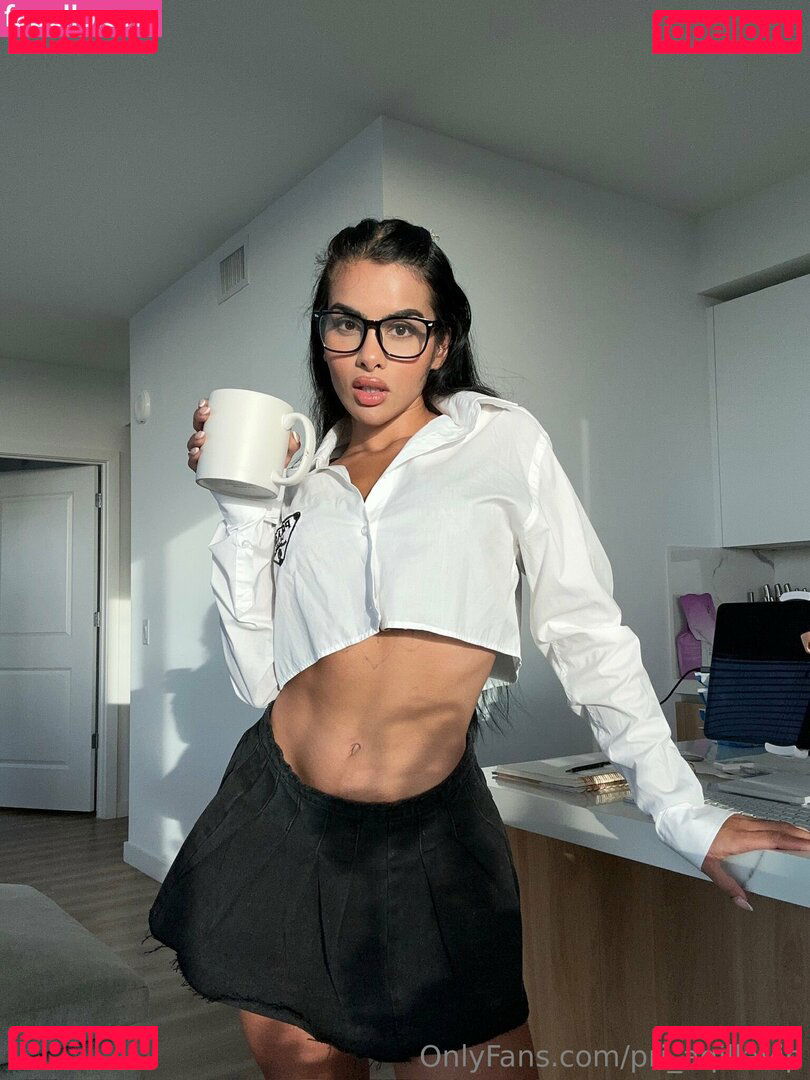 bootyqueensofficial_ / brazilianbootyqueen Onlyfans Photo Gallery 