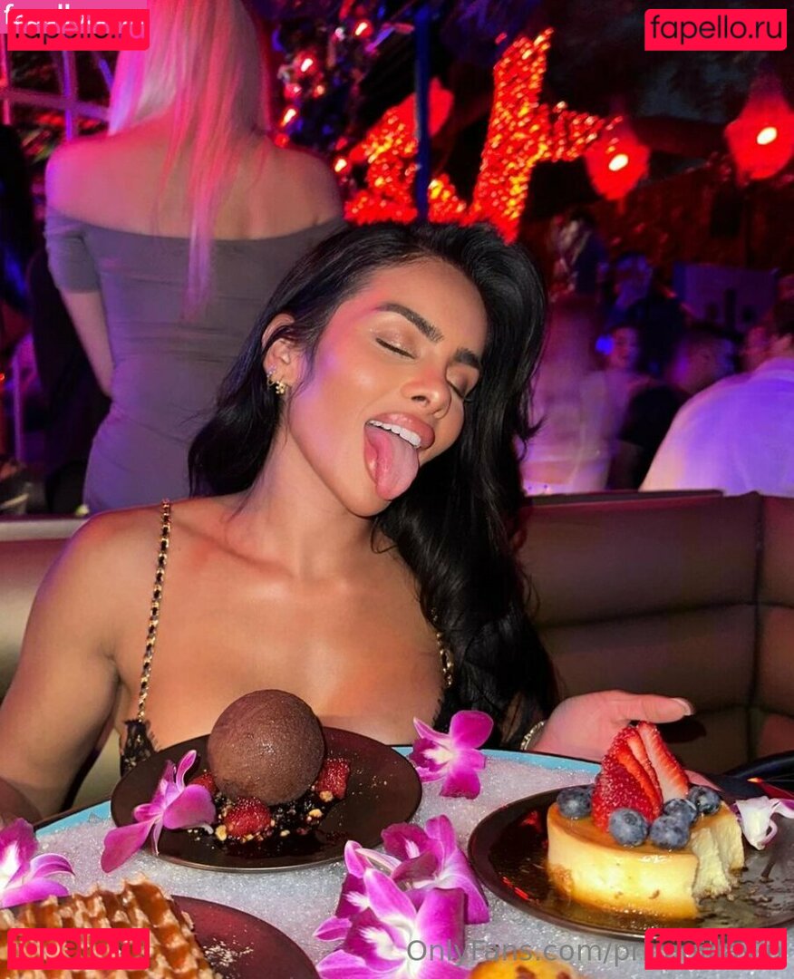 bootyqueensofficial_ / brazilianbootyqueen Onlyfans Photo Gallery 