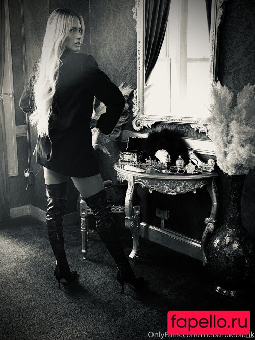 Barbie Blank Onlyfans Photo Gallery 