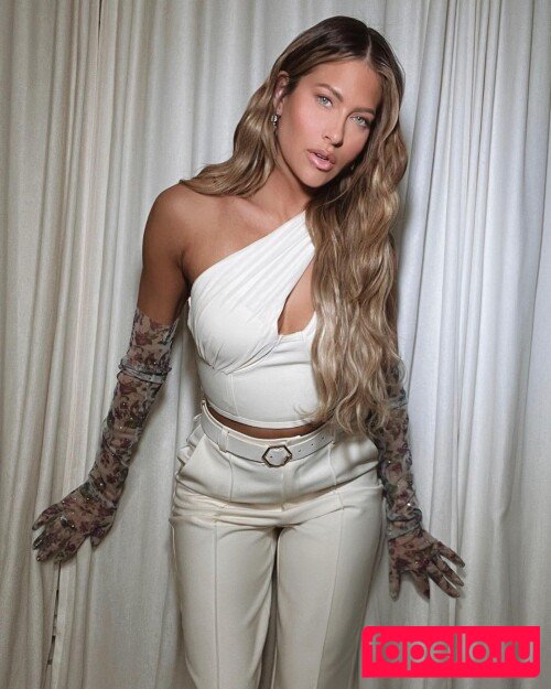 Barbie Blank Onlyfans Photo Gallery 
