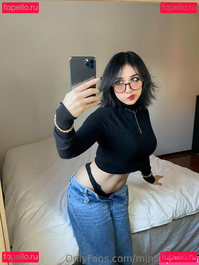 Minty Kitsune / https: / minty.kitsune / mintykitsune Onlyfans Photo Gallery 