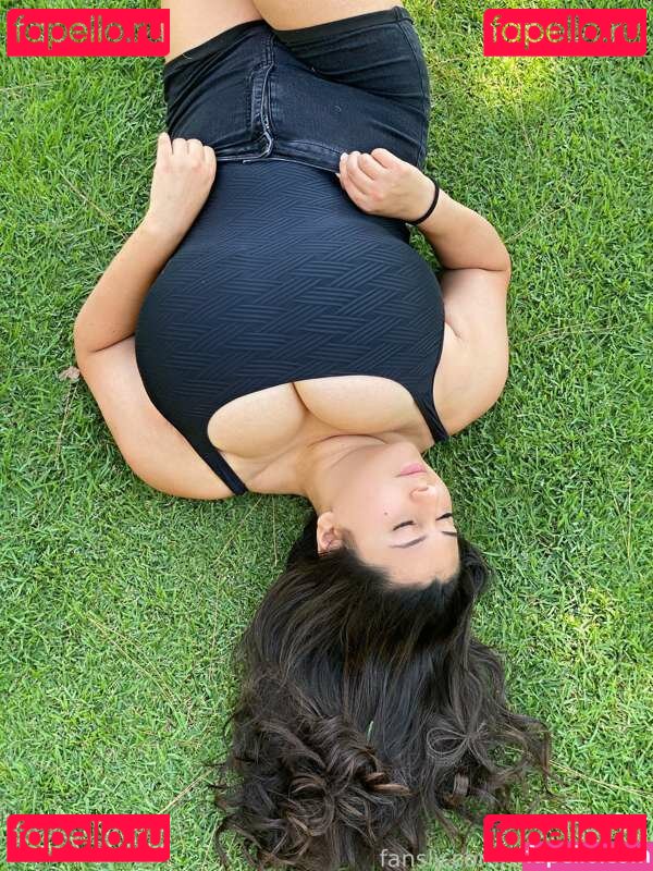 bboobscarol / bboobscarol_ / foranut Onlyfans Photo Gallery 