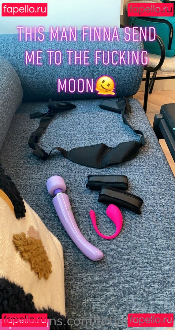 tittydondada Onlyfans Photo Gallery 