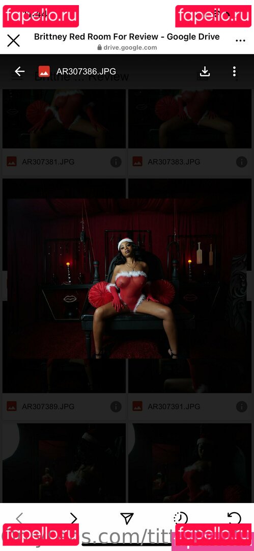 tittydondada Onlyfans Photo Gallery 