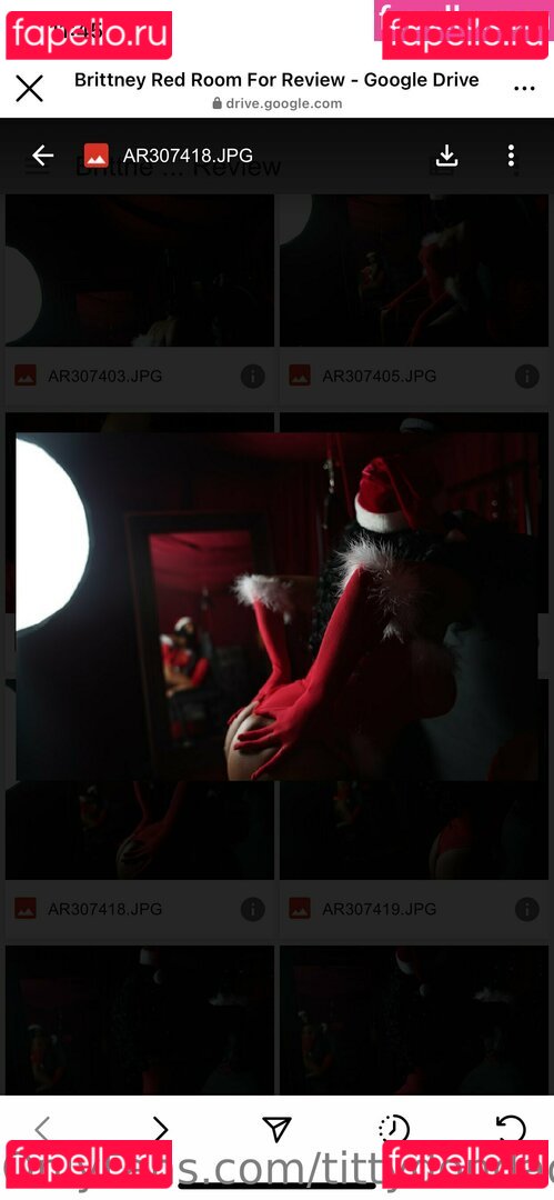 tittydondada Onlyfans Photo Gallery 