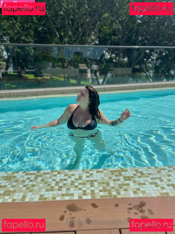 Curvy Chloe / aqueen222 / curvy_chloe / https: Onlyfans Photo Gallery 