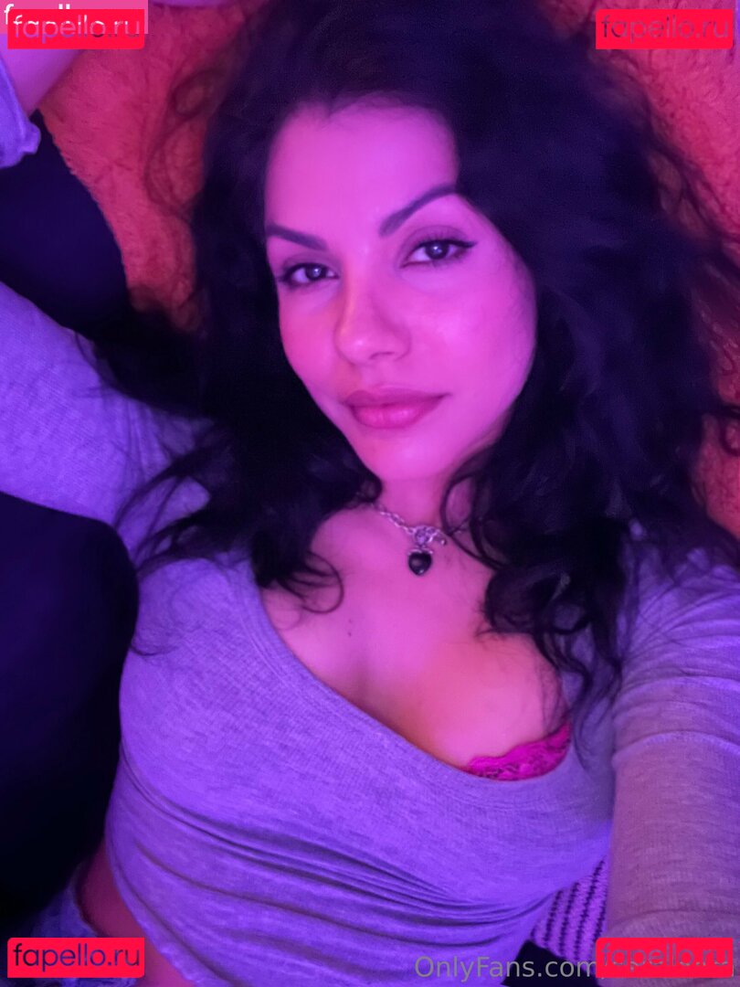 saraloera Onlyfans Photo Gallery 