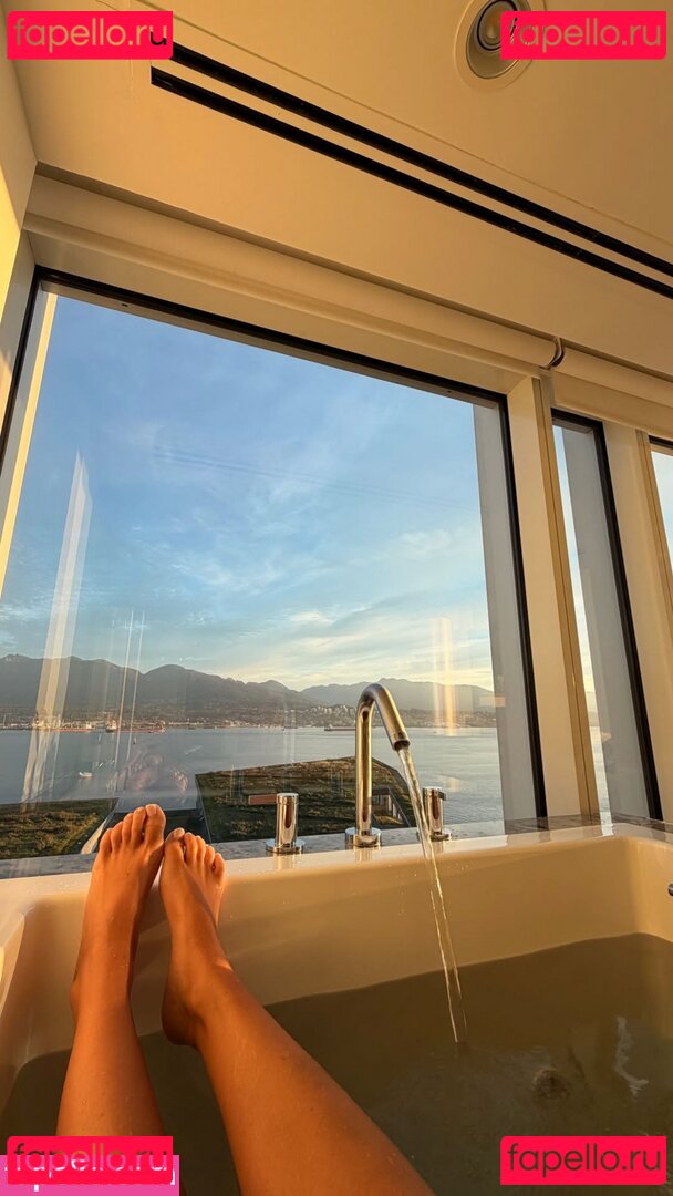 Grace Elisabeth / grace_xo16 Onlyfans Photo Gallery 