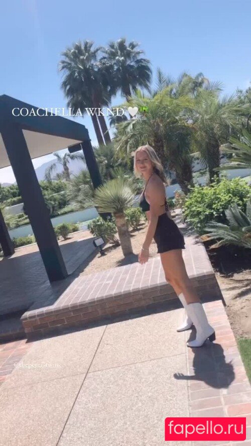 Lauren Peters Nude Onlyfans Photo 31