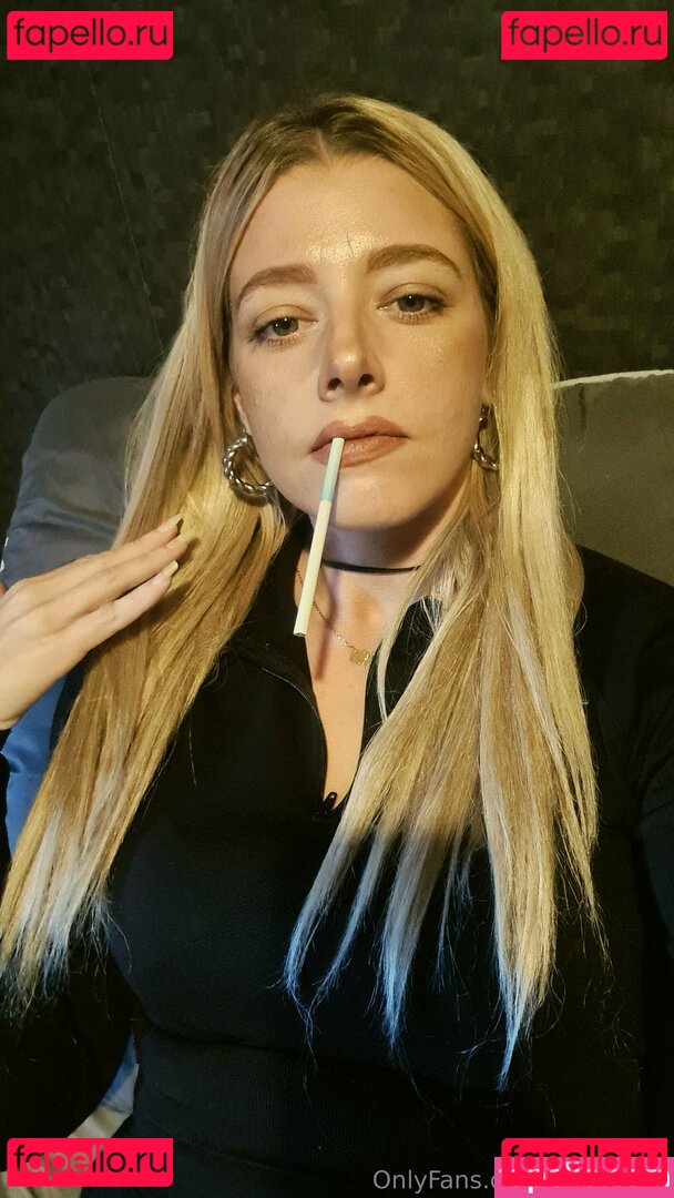 malfox24 / maloryfox Onlyfans Photo Gallery 