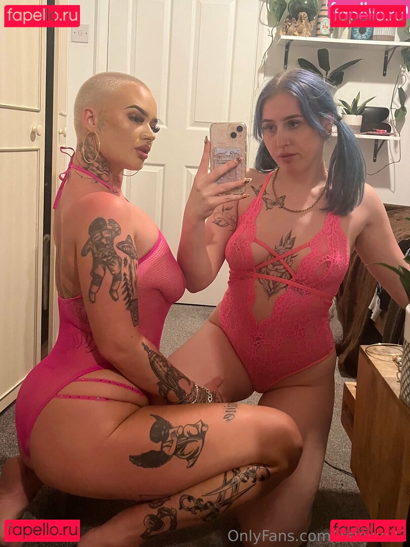 alexbarnes191 / itslexie22 Onlyfans Photo Gallery 