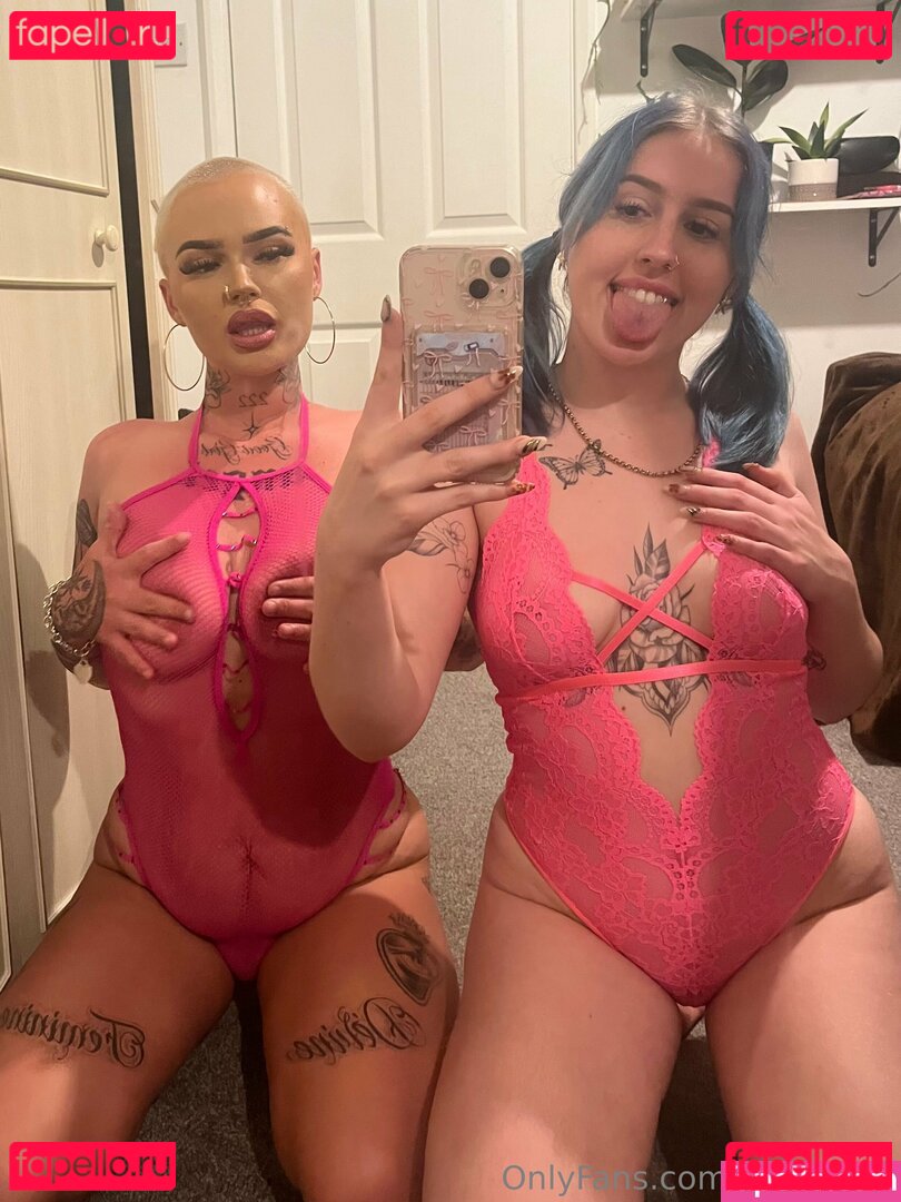 alexbarnes191 / itslexie22 Onlyfans Photo Gallery 