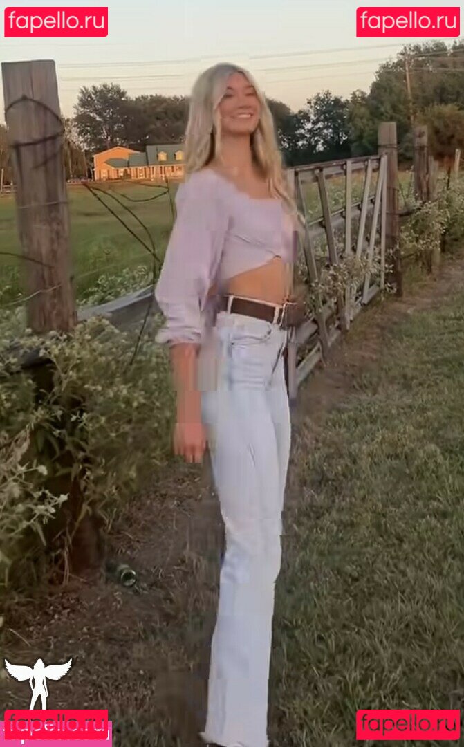 Lexiraexxx / Midwestlexii / onlylexirae Onlyfans Photo Gallery 