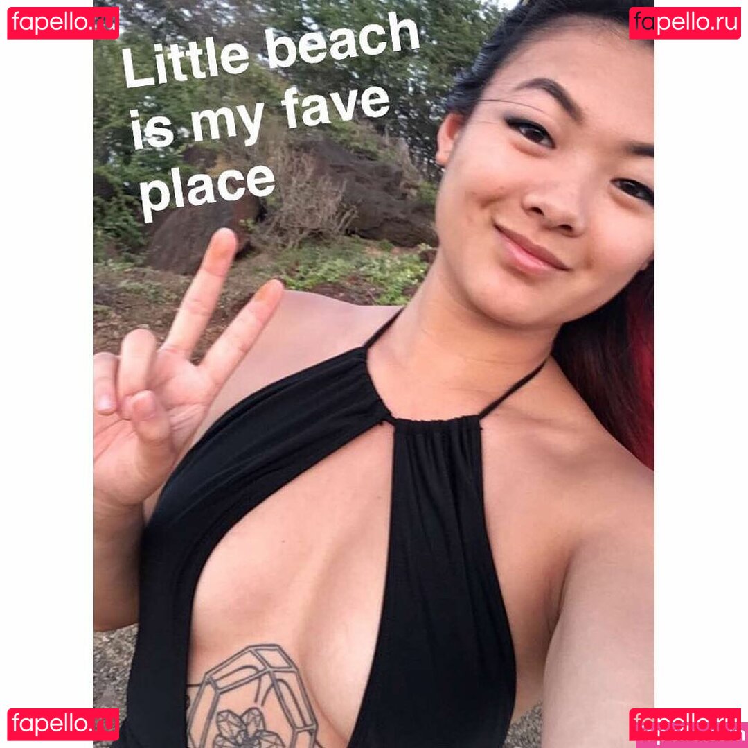 Asian Instagram Model / Rinnvincible / quinnvincible Onlyfans Photo Gallery 