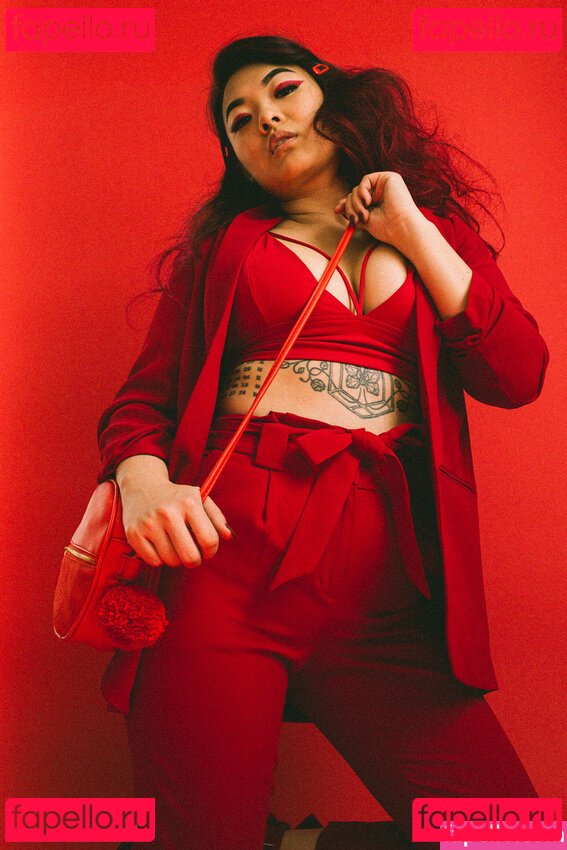 Asian Instagram Model / Rinnvincible / quinnvincible Onlyfans Photo Gallery 