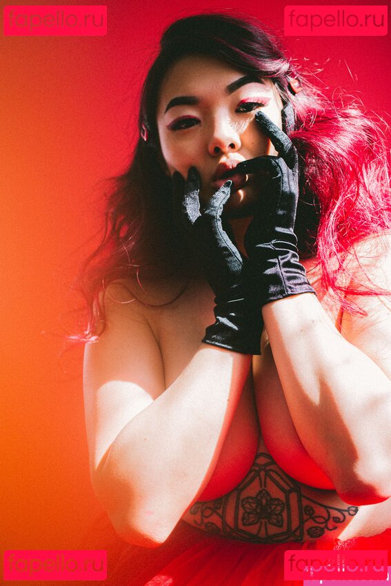 Asian Instagram Model / Rinnvincible / quinnvincible Onlyfans Photo Gallery 