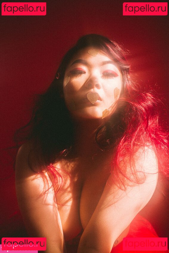 Asian Instagram Model / Rinnvincible / quinnvincible Onlyfans Photo Gallery 