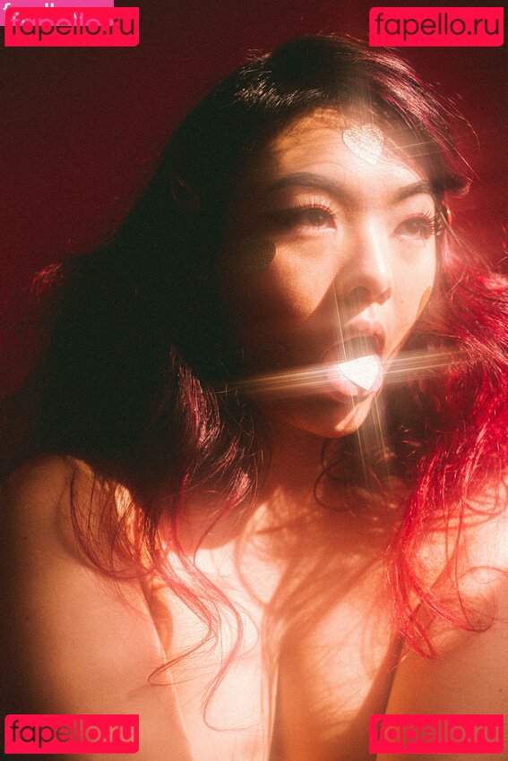 Asian Instagram Model / Rinnvincible / quinnvincible Onlyfans Photo Gallery 