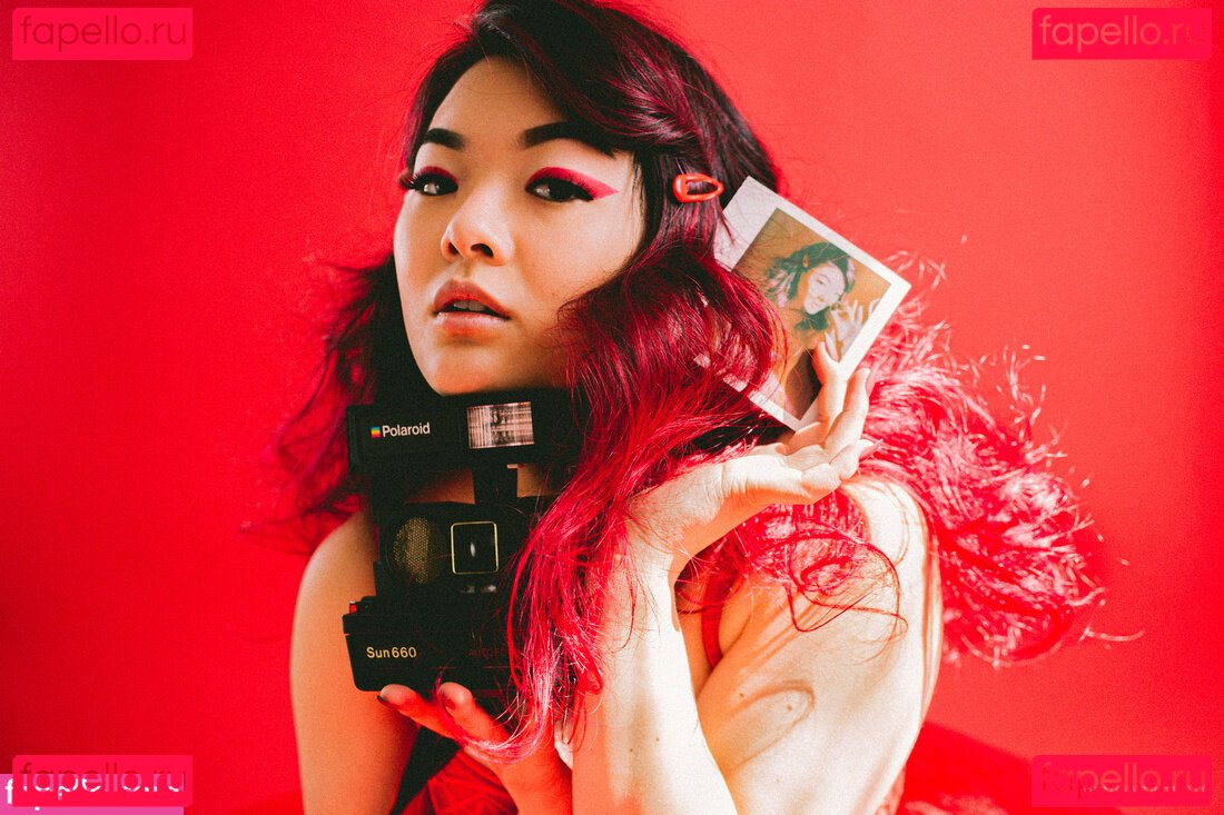 Asian Instagram Model / Rinnvincible / quinnvincible Onlyfans Photo Gallery 