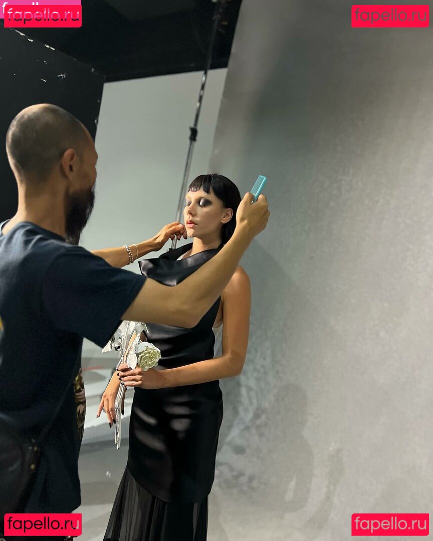 Ester Exposito / ester_exposito Onlyfans Photo Gallery 