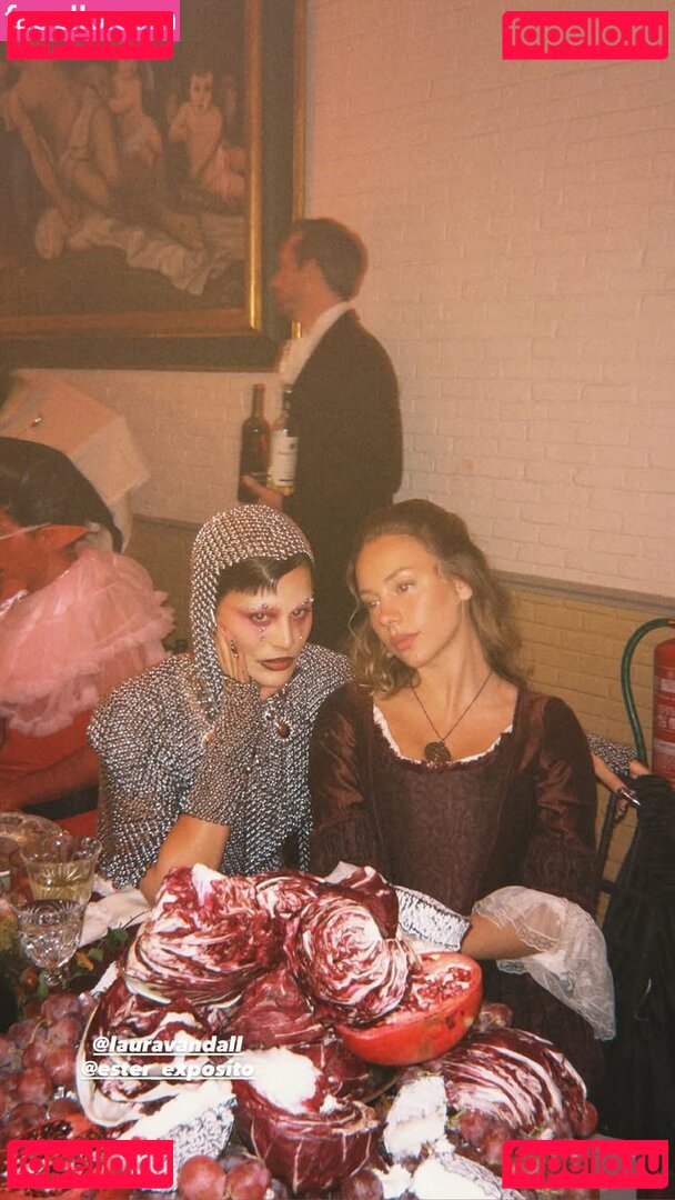 Ester Exposito / ester_exposito Onlyfans Photo Gallery 