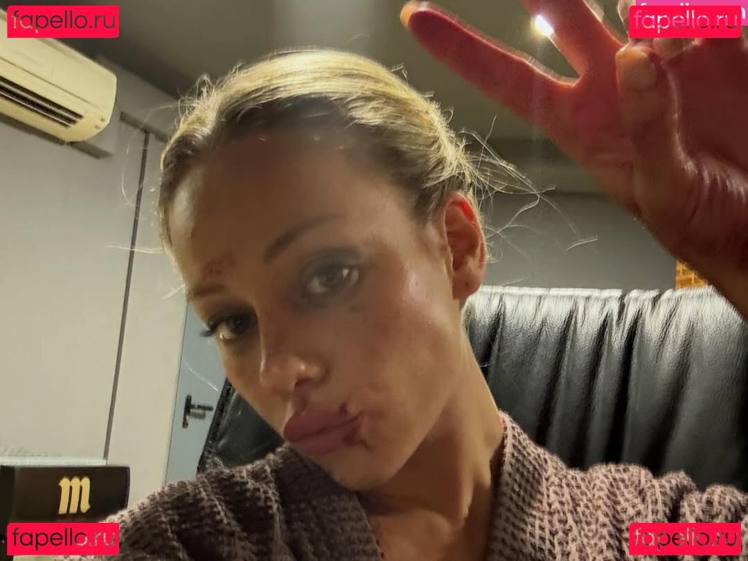 Ester Exposito / ester_exposito Onlyfans Photo Gallery 