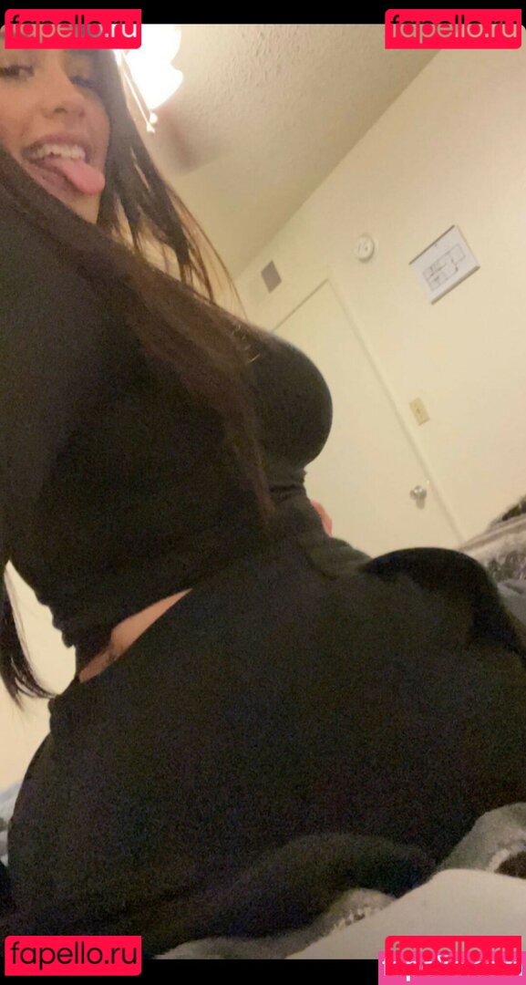 Yagirlnataliee / https: / yagirlnatalee / yagirlnatalliee Onlyfans Photo Gallery 