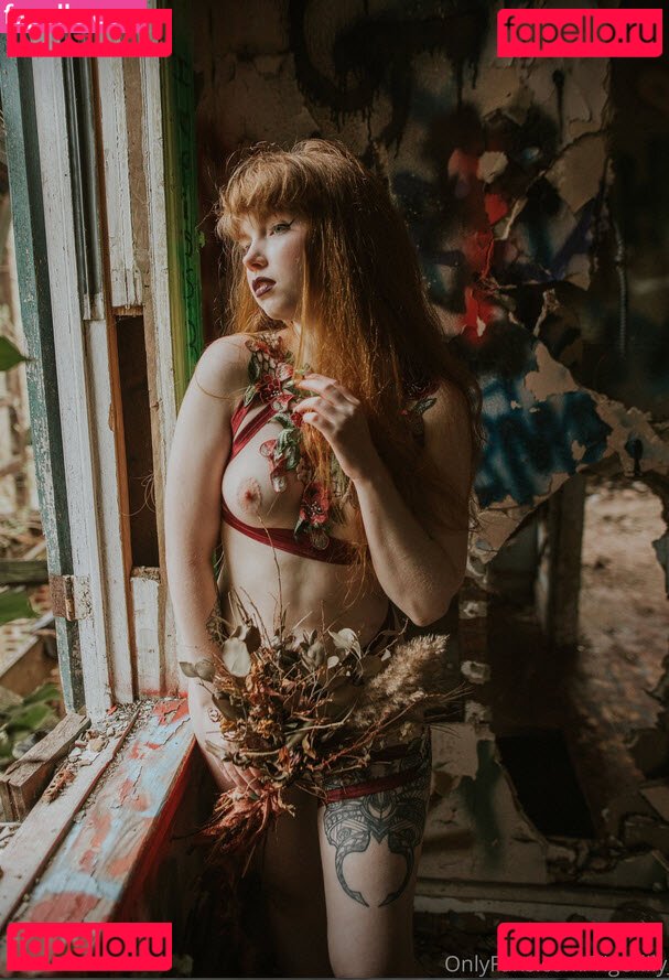 Tigerlillyy / Tigerlily_ / tigerlilyy Onlyfans Photo Gallery 