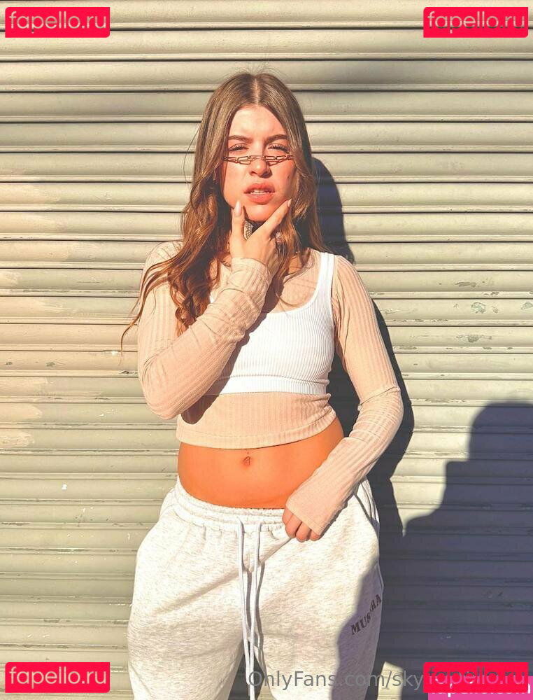 sky_cutiiexxx Onlyfans Photo Gallery 