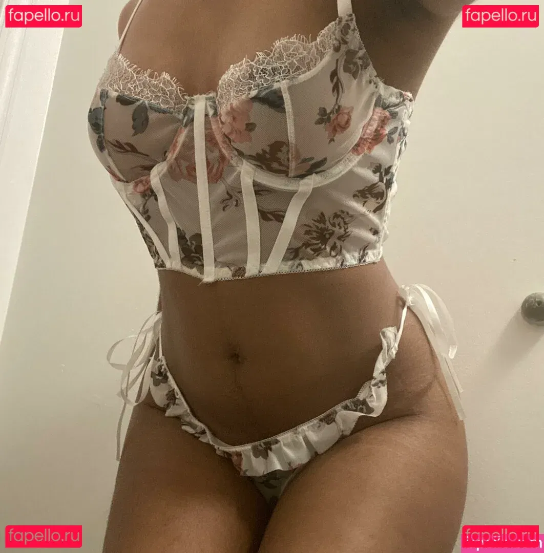 Desi Goddess Onlyfans Photo Gallery 