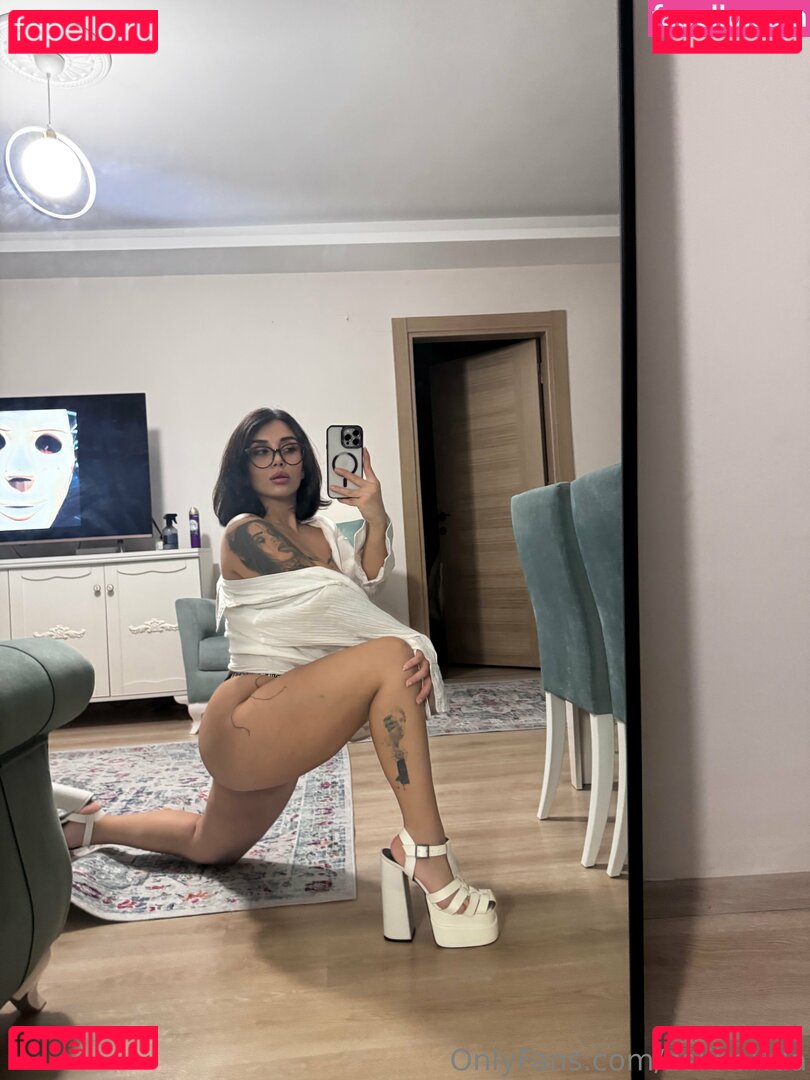 Zeliharidaa / zeliharida Onlyfans Photo Gallery 