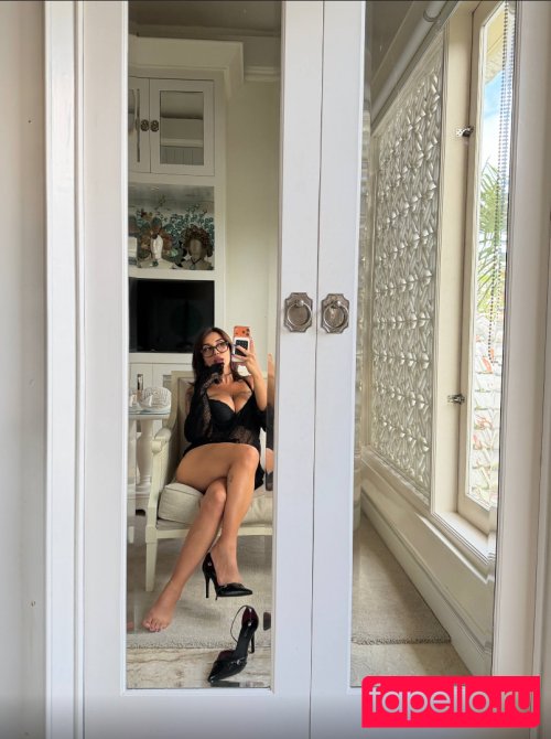 Zeliharidaa / zeliharida Nude Onlyfans Photo 38