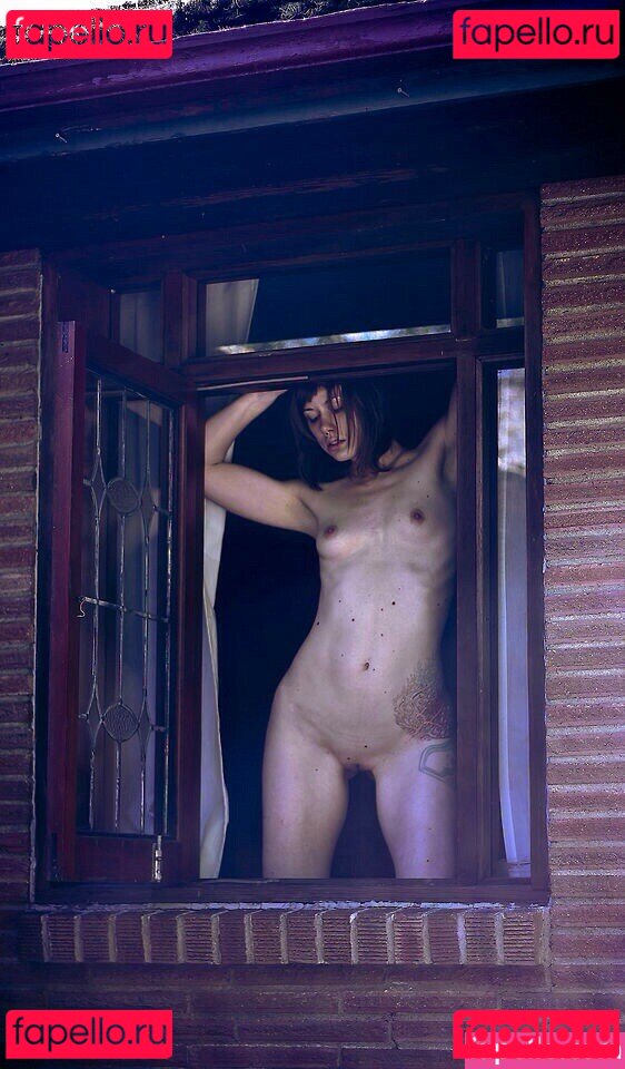 Opiette / weave Onlyfans Photo Gallery 