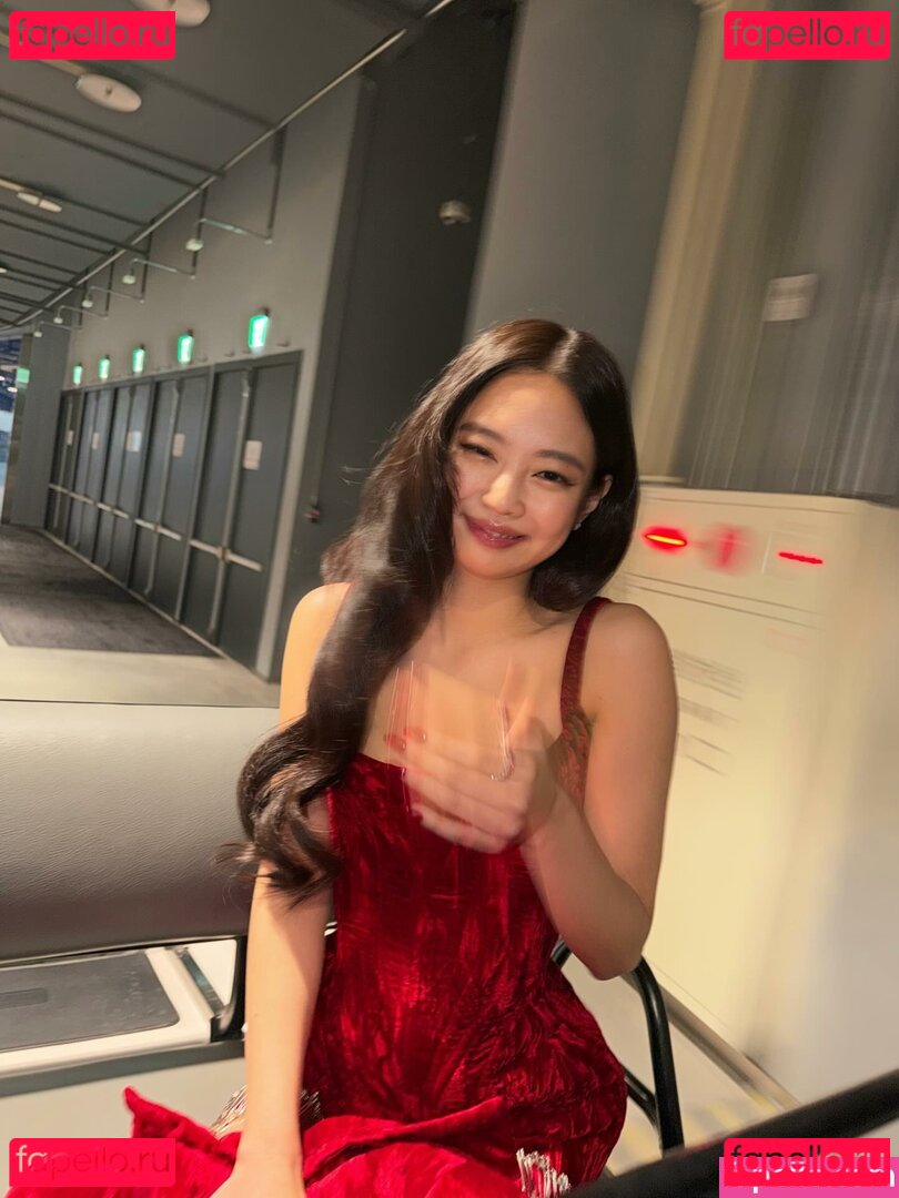 Jennierubyjane Onlyfans Photo Gallery 