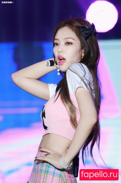 Jennierubyjane Nude Onlyfans Photo 12