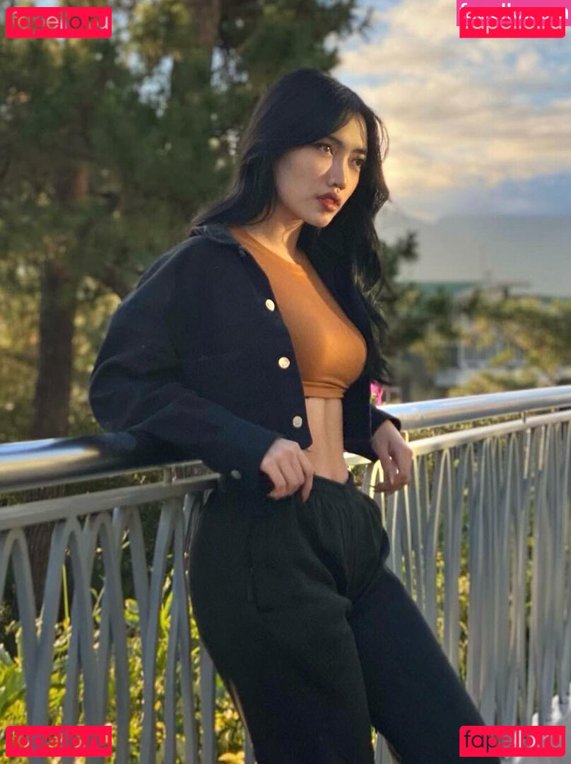 thicksie Onlyfans Photo Gallery 