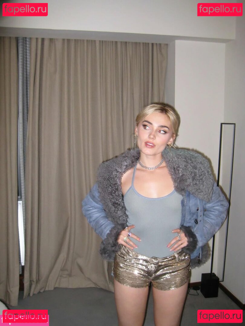 Meg Donnelly / megdonnelly Onlyfans Photo Gallery 