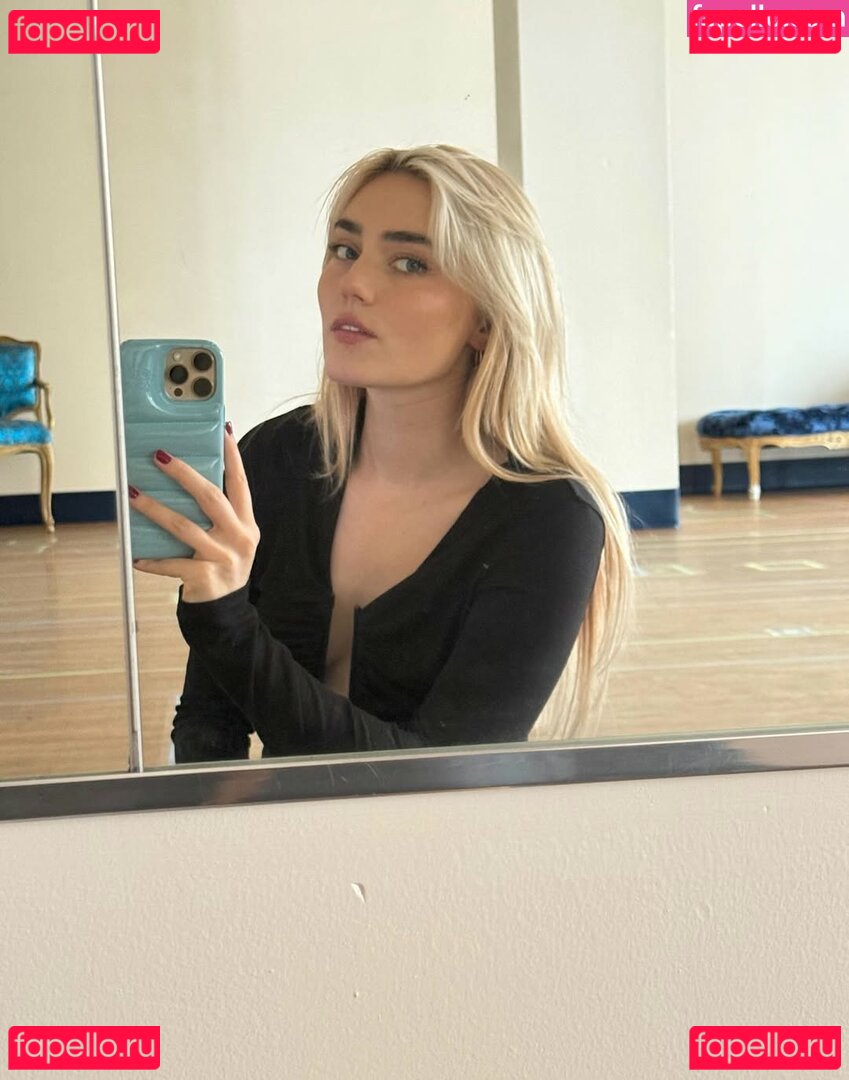 Meg Donnelly / megdonnelly Onlyfans Photo Gallery 