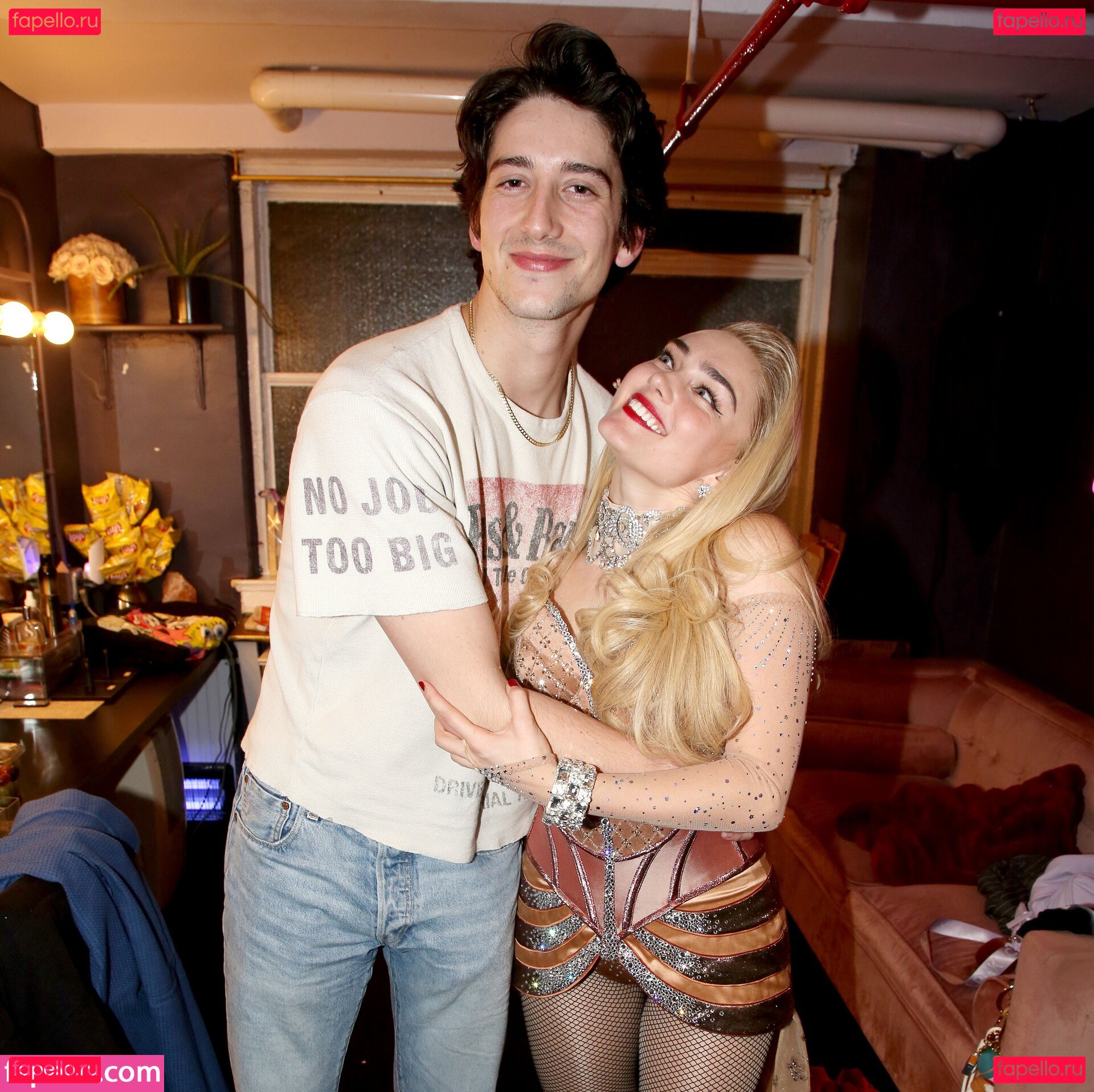 Meg Donnelly / megdonnelly Onlyfans Photo Gallery 