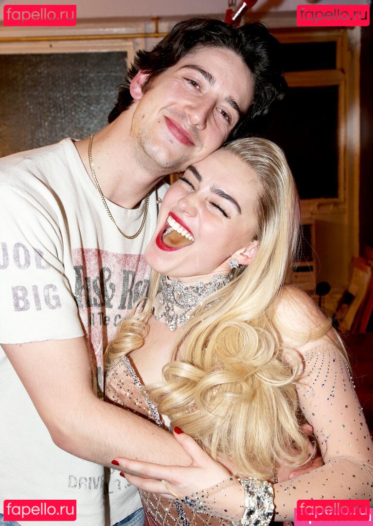 Meg Donnelly / megdonnelly Onlyfans Photo Gallery 