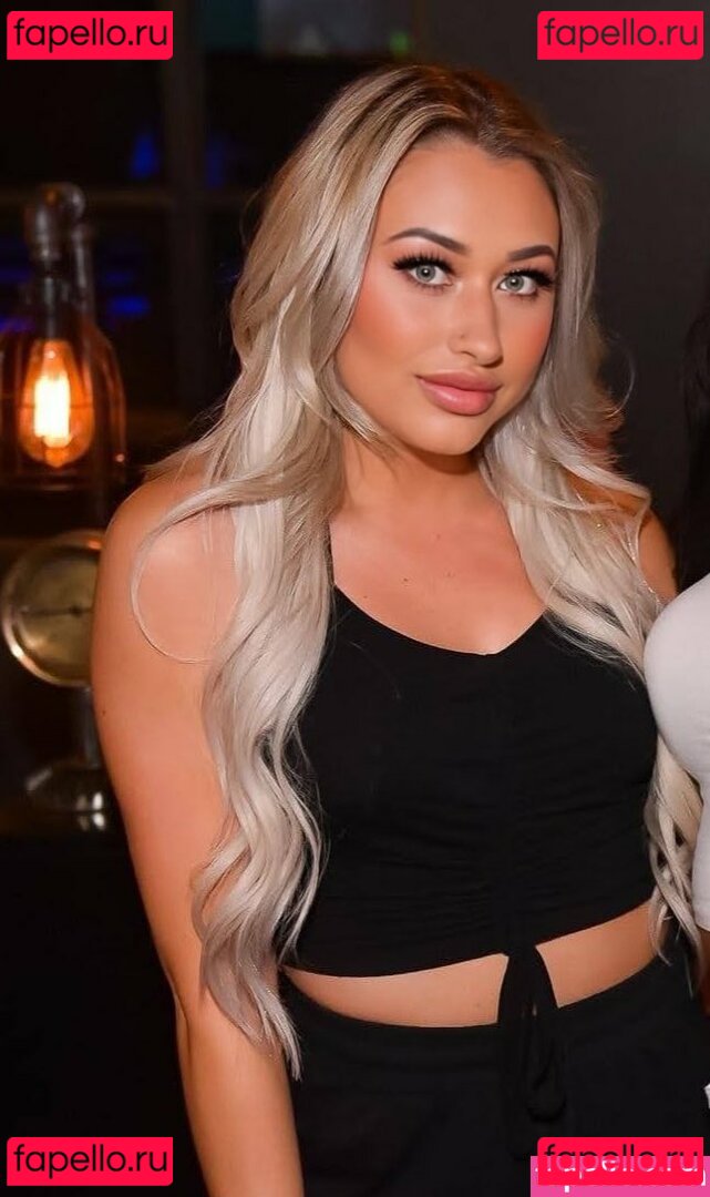 Kelsey Schiel  / Kelsey Schiel / Fitbarbiekel / Kelsey Taylor / Kelbarbiefit / fitbarbiekel Onlyfans Photo Gallery 