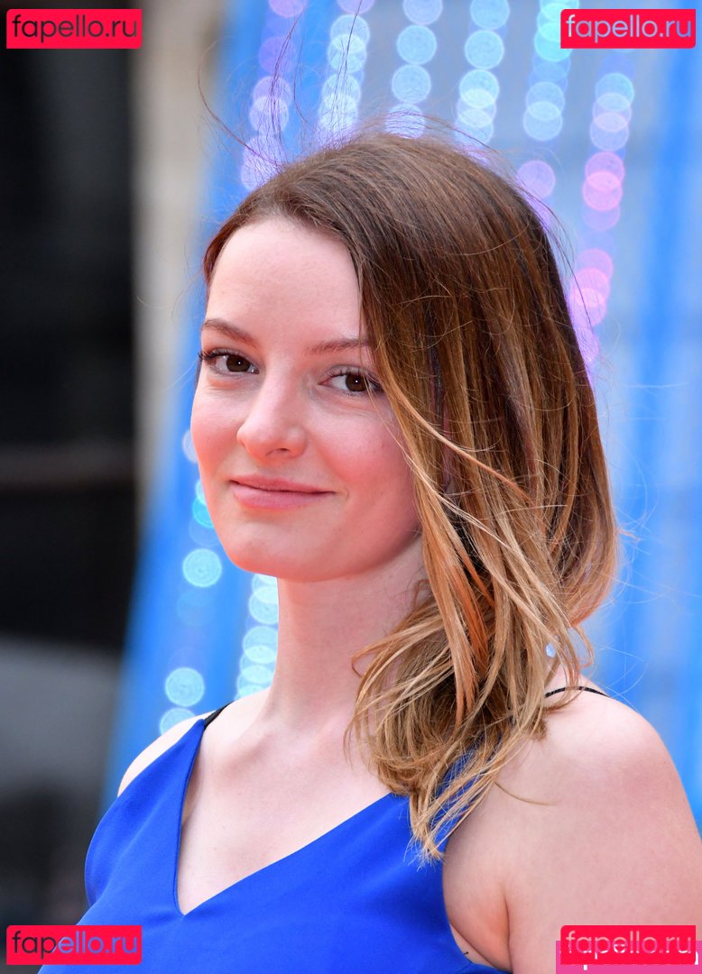 Dakota Blue Richards / dakotabluerichards Onlyfans Photo Gallery 