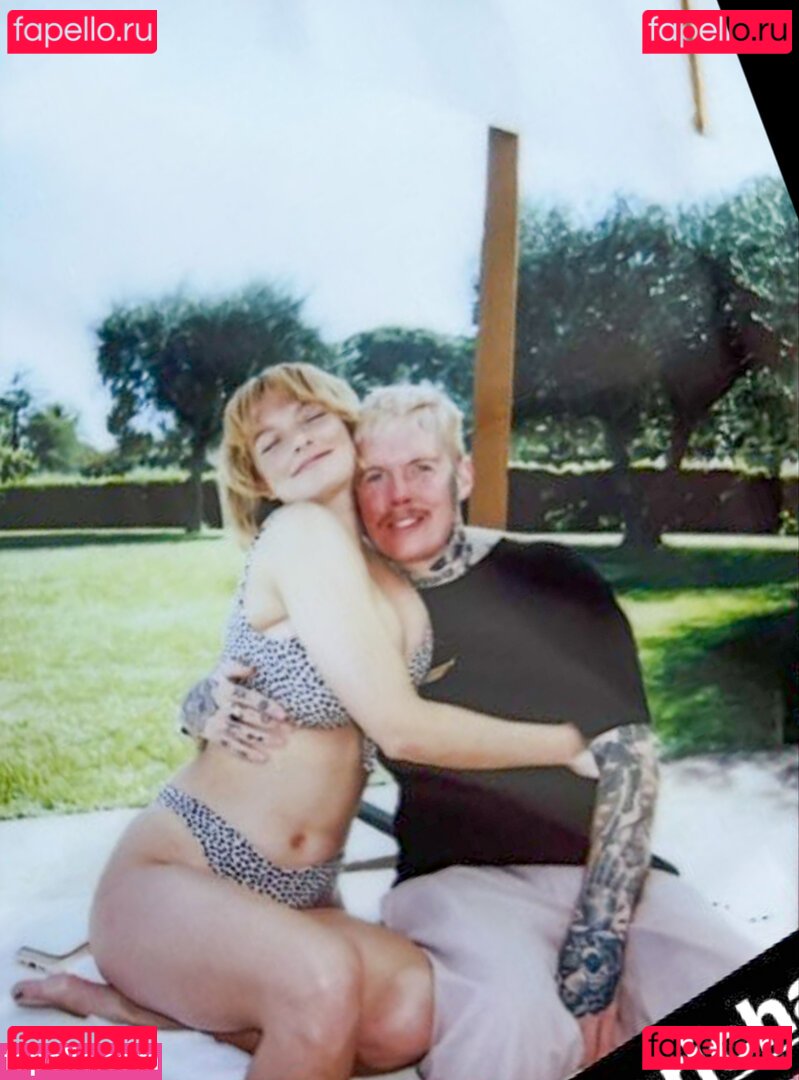 Dakota Blue Richards / dakotabluerichards Onlyfans Photo Gallery 