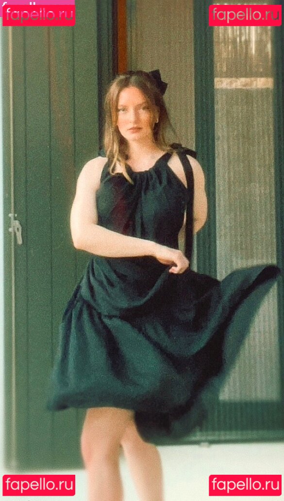 Dakota Blue Richards / dakotabluerichards Onlyfans Photo Gallery 