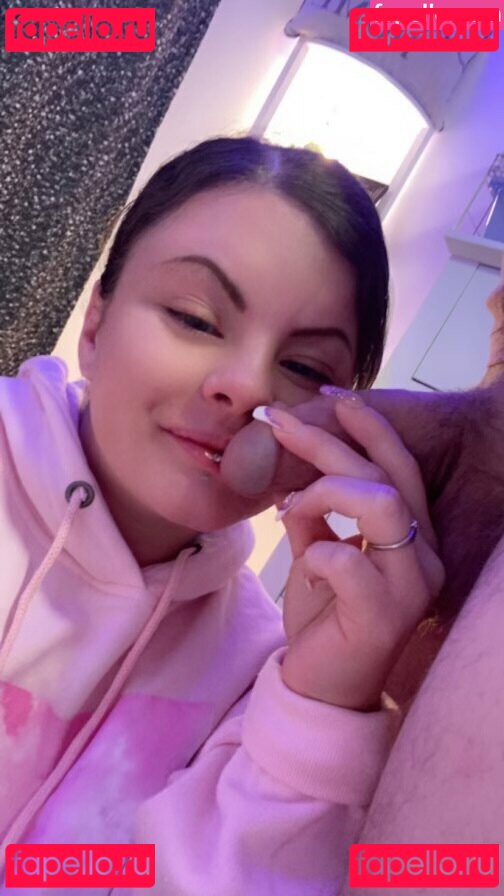 kayabbyx / kayabbyyx Onlyfans Photo Gallery 