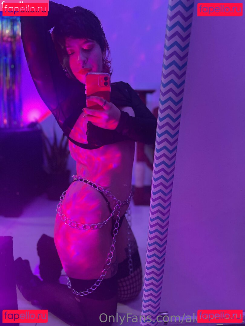 alexa4_art / alexa_artt Onlyfans Photo Gallery 