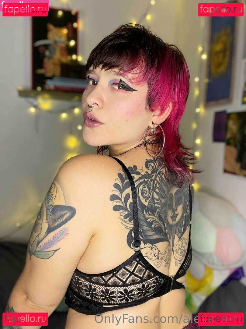 alexa4_art / alexa_artt Onlyfans Photo Gallery 