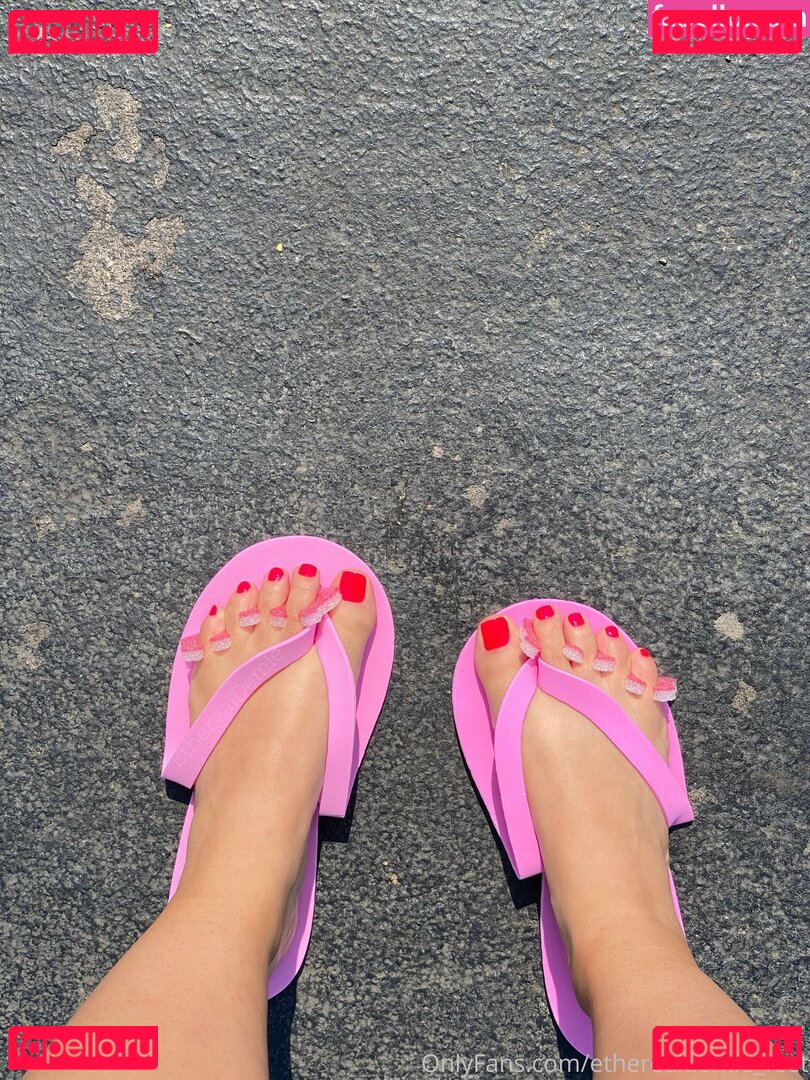 etherealdemie_feet / ohitsteddy Onlyfans Photo Gallery 